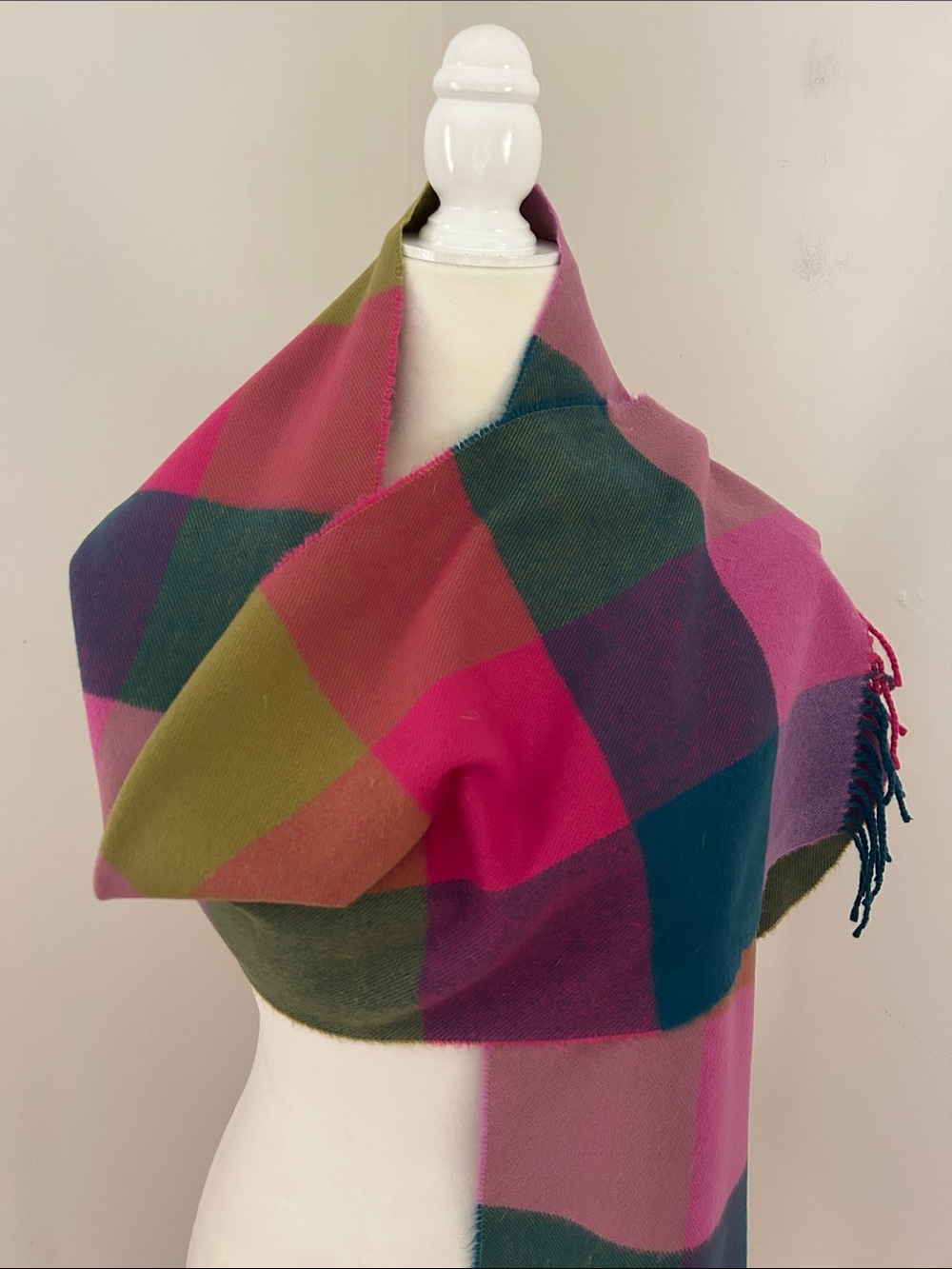 Scottish Multicolored Plaid Cashmere Scarf - Pink & Green